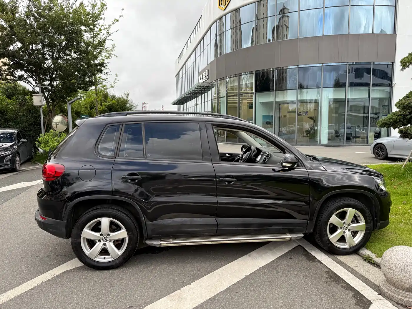 Volkswagen Tiguan 2013 1.8TSI Auto 4WD Luxury фото 12