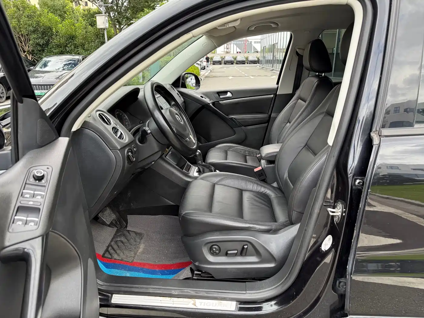 Volkswagen Tiguan 2013 1.8TSI Auto 4WD Luxury фото 5