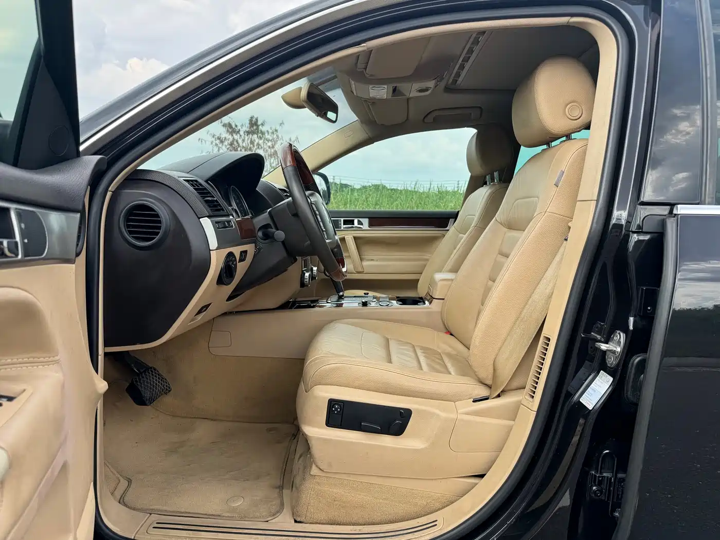 Volkswagen Touareg 2007 3.6L Standard Configuration фото 5
