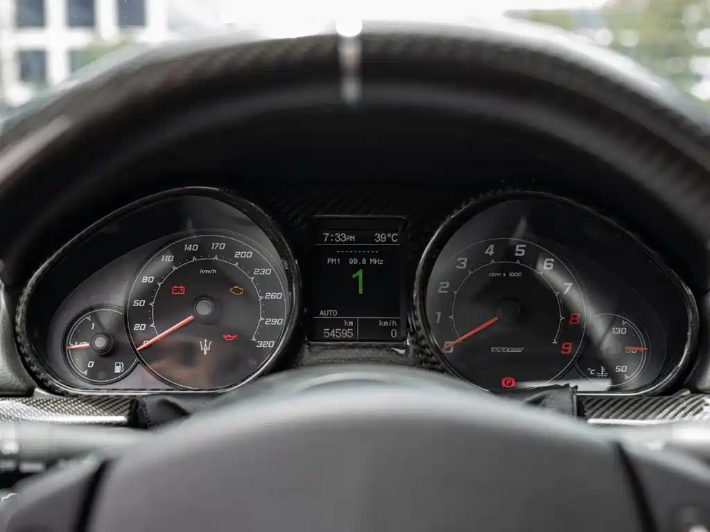 Maserati GranTurismo 2012 4.7L MC Stradale фото 14