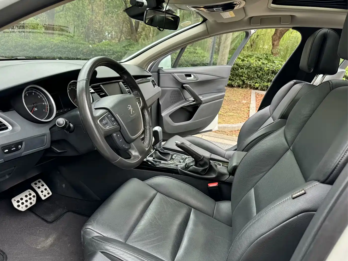 Peugeot 508 2013 2.0L 2nd Anniversary Auto Sunroof Classic Edition фото 9