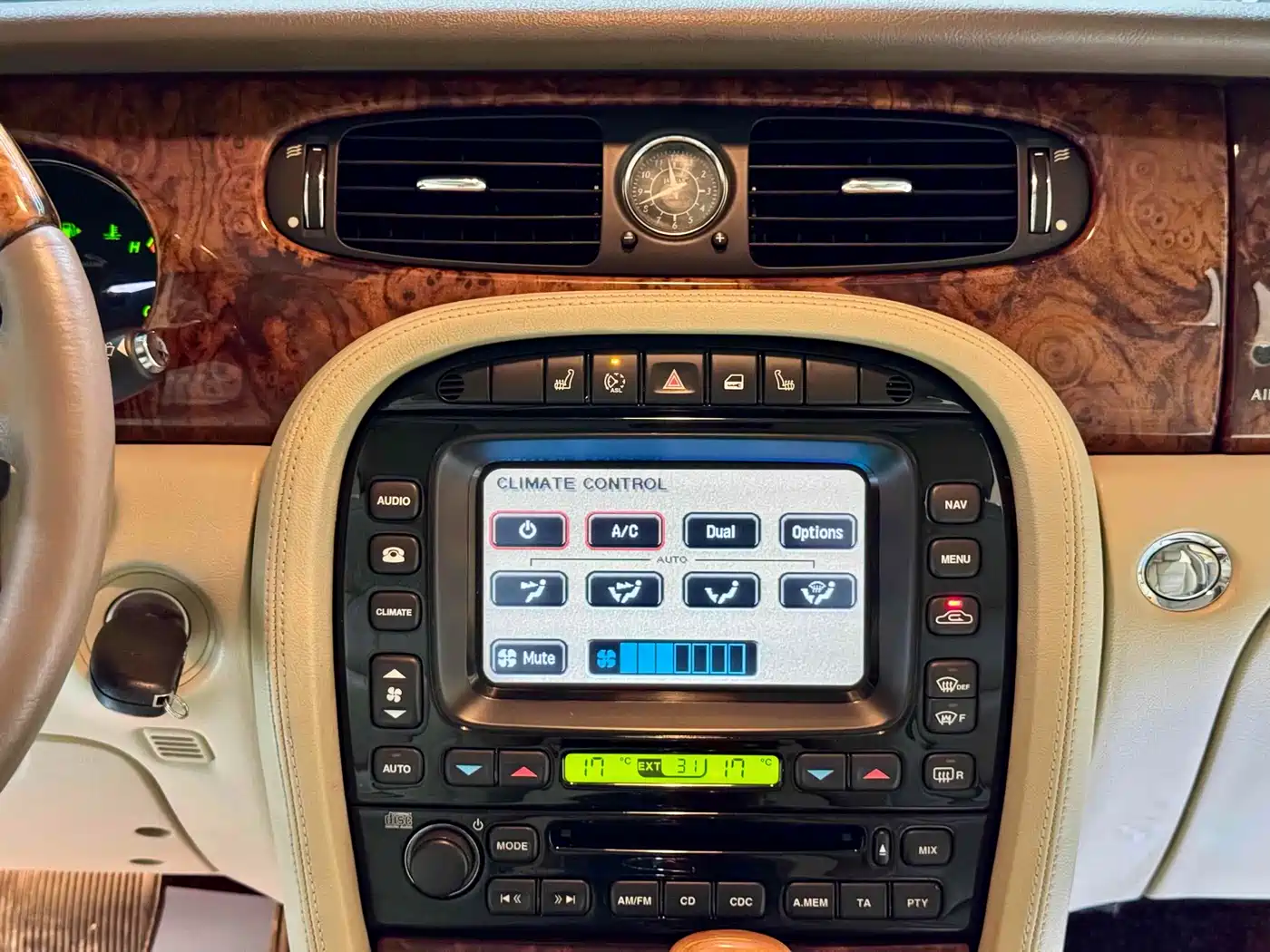 Jaguar XJ 2007 2007 Model XJ8L 4.2 Royal Long Wheelbase