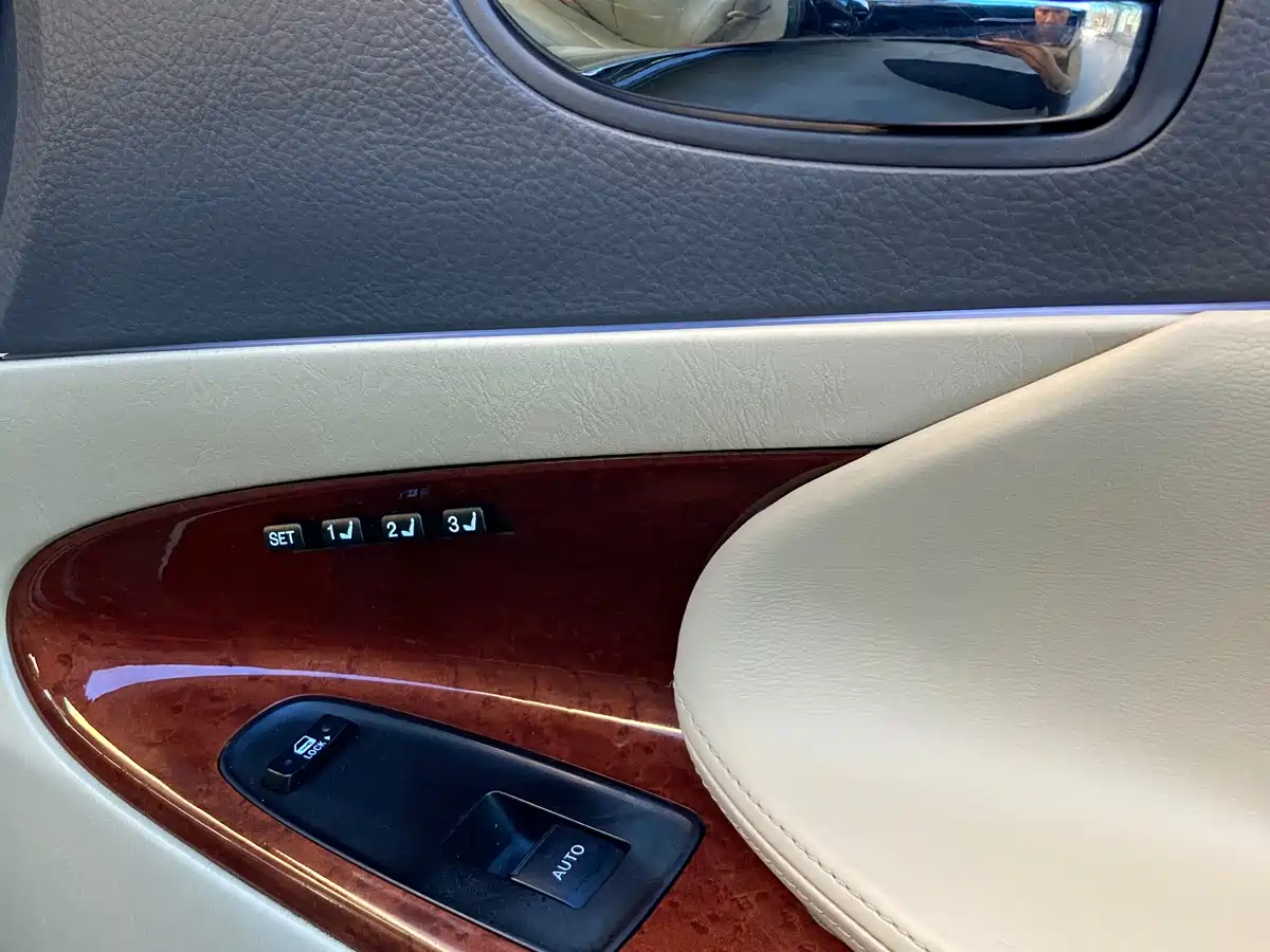 Lexus GS 2005 300 Standard фото 15