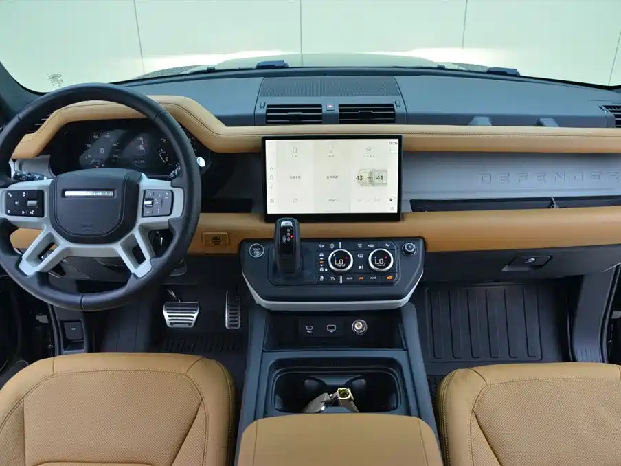 Фото 6 - Land Rover Defender