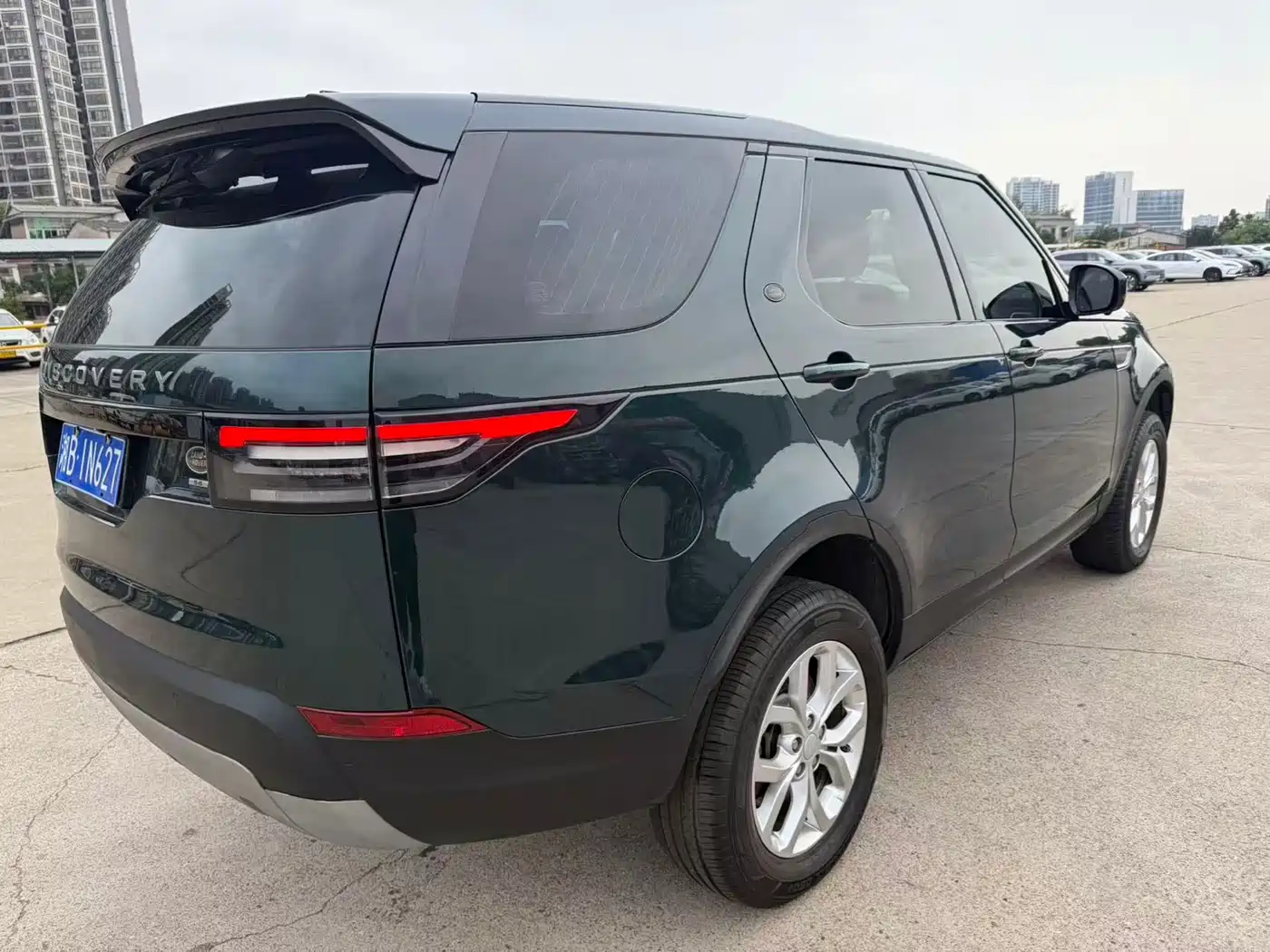Land Rover Discovery 2017 3.0 SC V6 SE фото 7