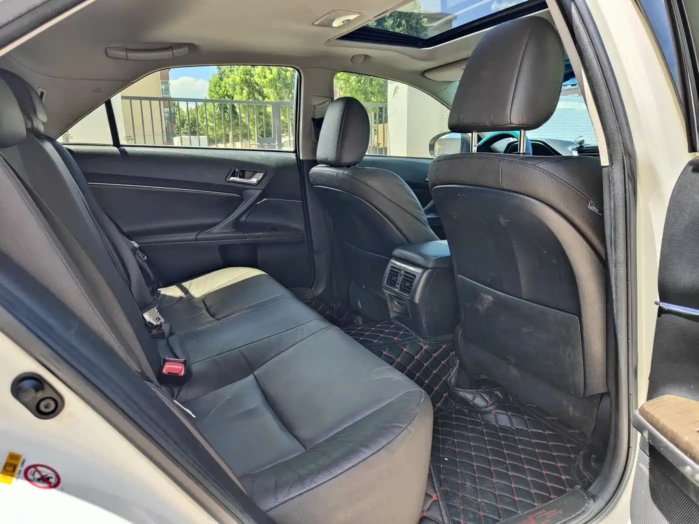 Toyota Reiz 2013 2.5V Elite Edition фото 9