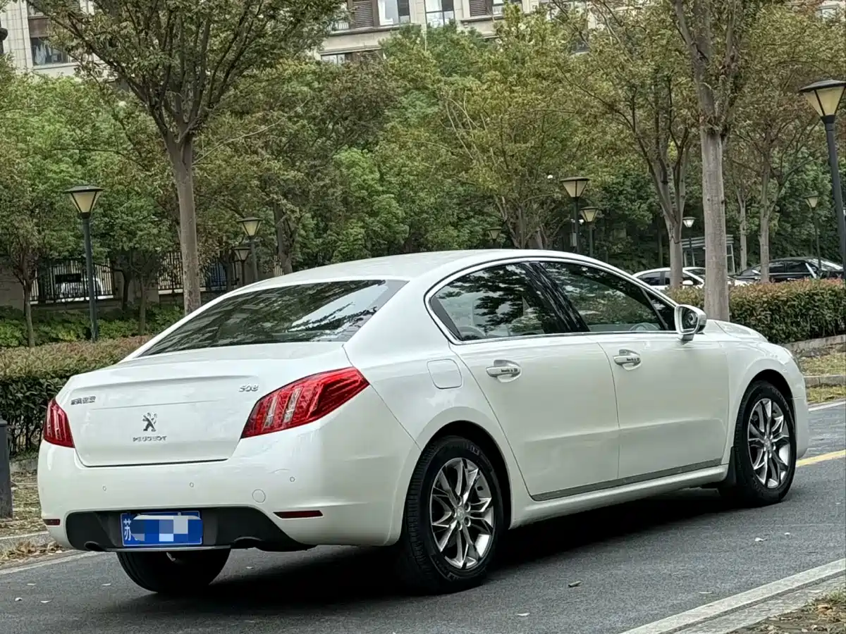 Peugeot 508 2013 2.0L 2nd Anniversary Auto Sunroof Classic Edition фото 5