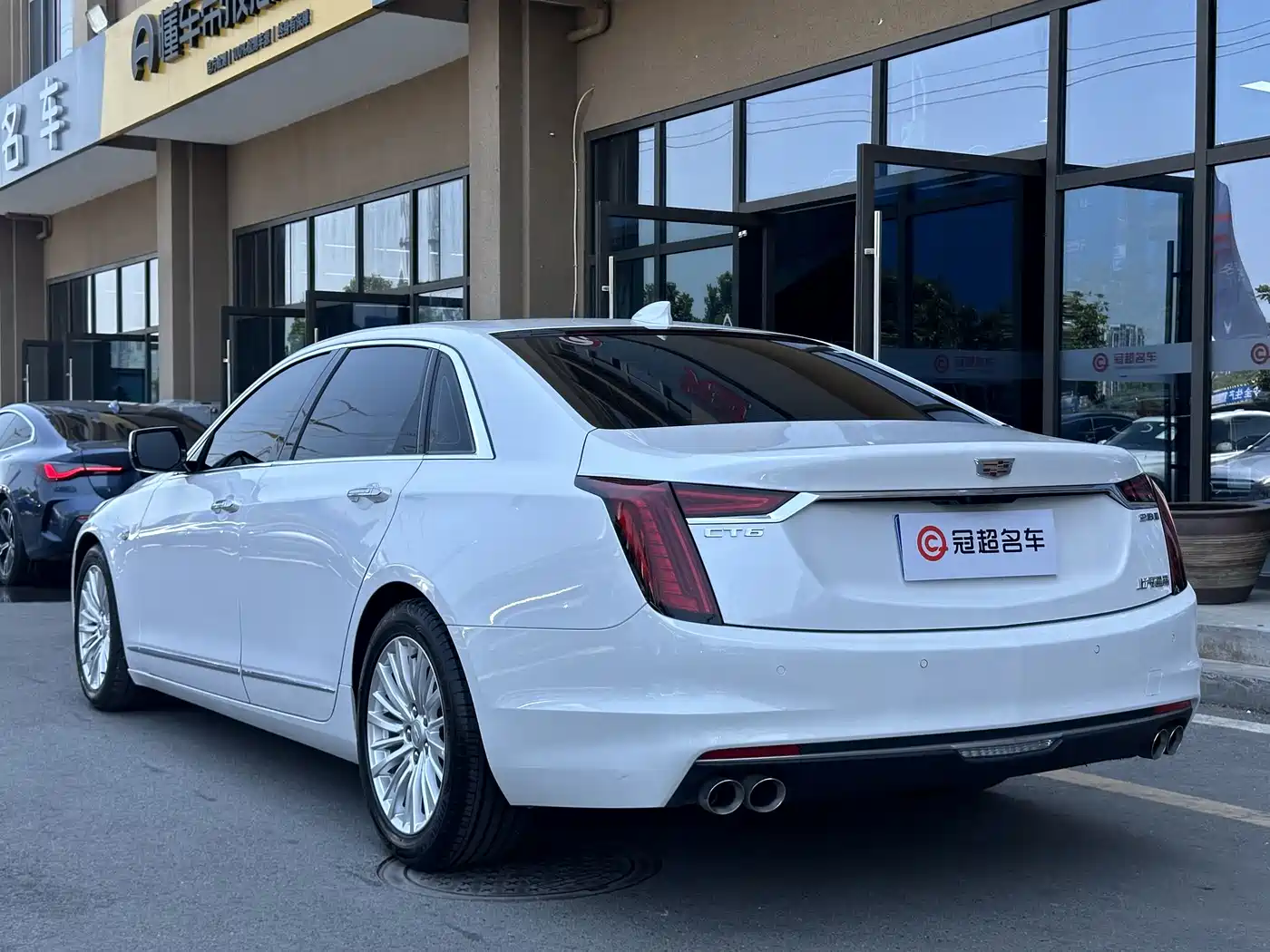 CADILLAC CT6