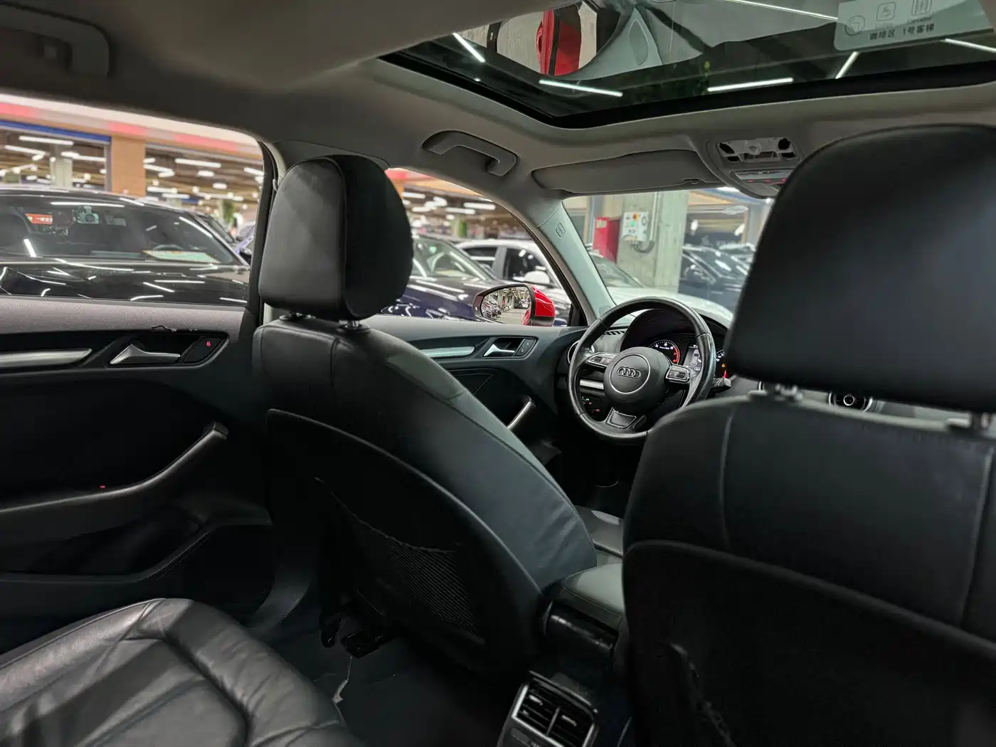Audi A3 2015 Sportback 35 TFSI Millionth Anniversary Comfort Enjoyment Type фото 28
