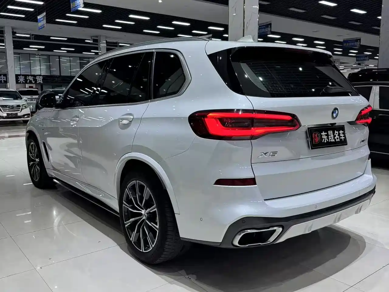 BMW X5 (Import) 2019 xDrive40i M Sport Package фото 7