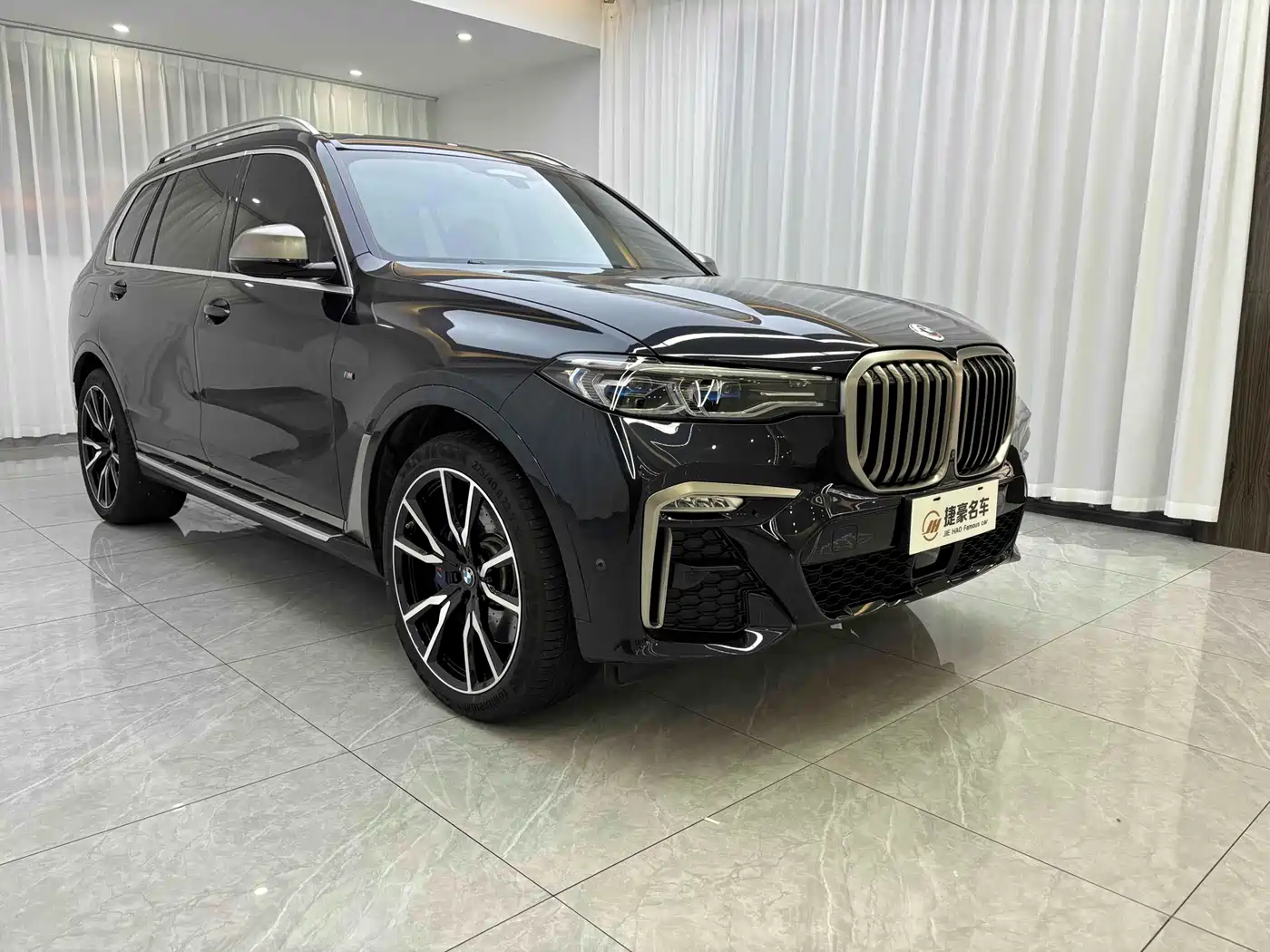 BMW X7 2020 xDrive40i Premium M Sport Package фото 2