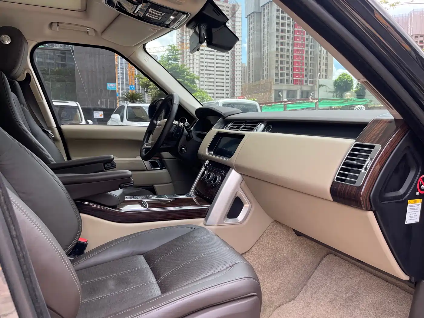 Land Rover Range Rover 2017 3.0 SC V6 Vogue LWB (Long Wheelbase) фото 6