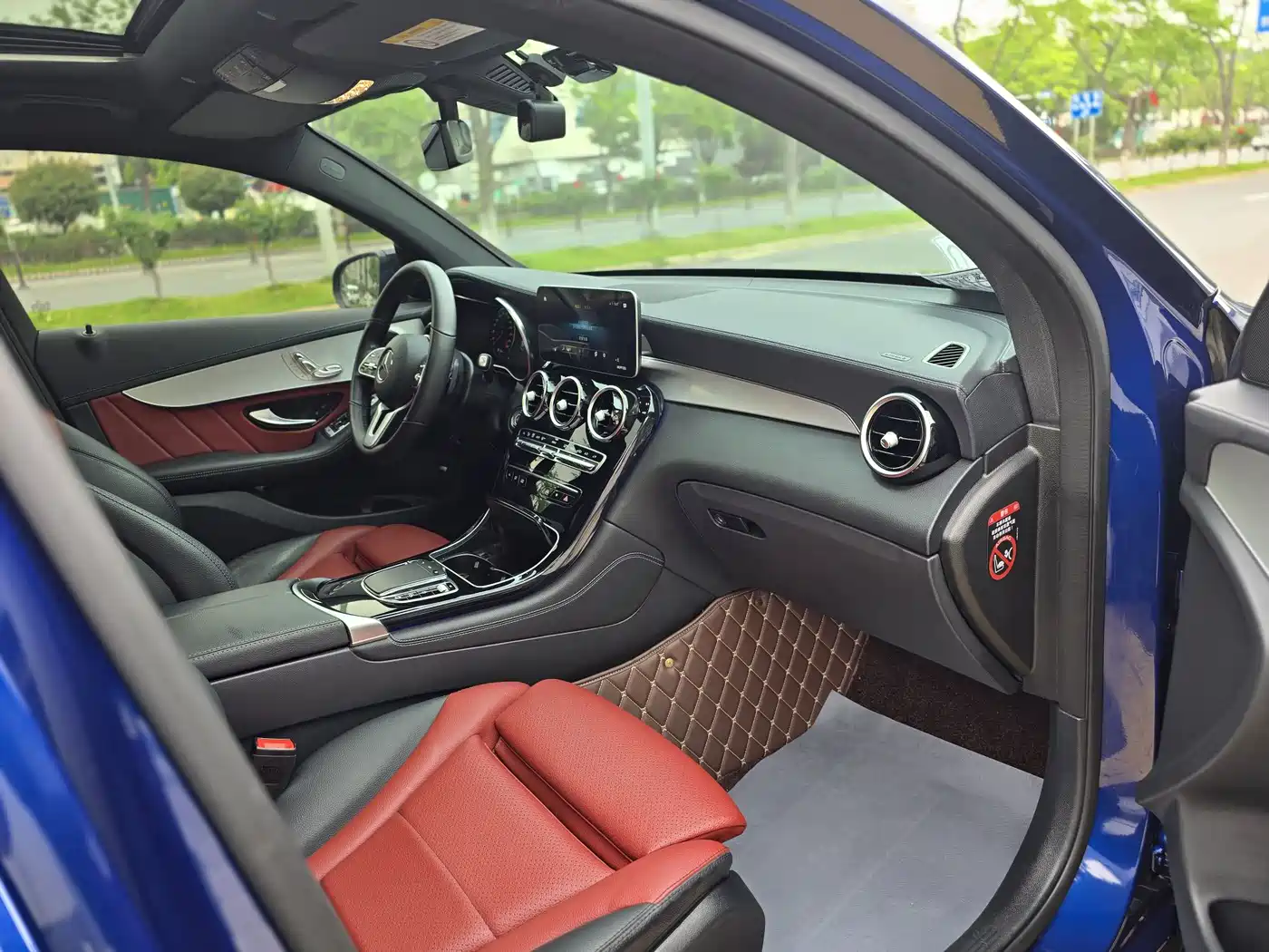Mercedes-Benz GLC Coupe 2020 GLC 260 4MATIC Coupe SUV фото 8
