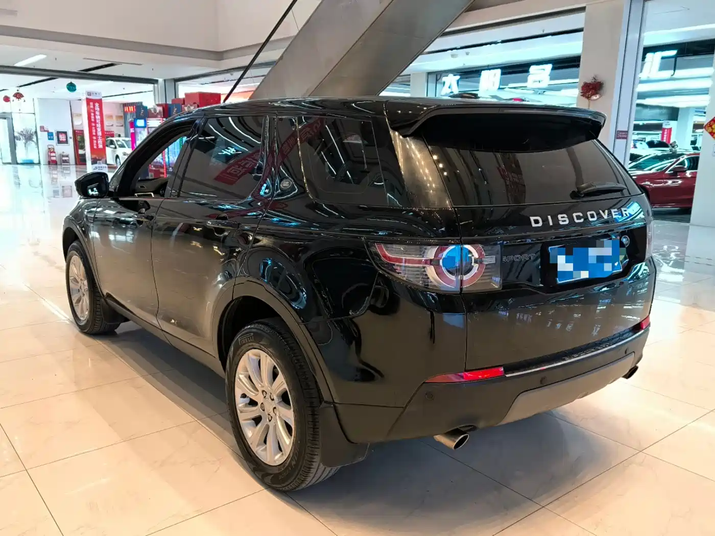 Land Rover Discovery Sport 2016 2.0T SE фото 11