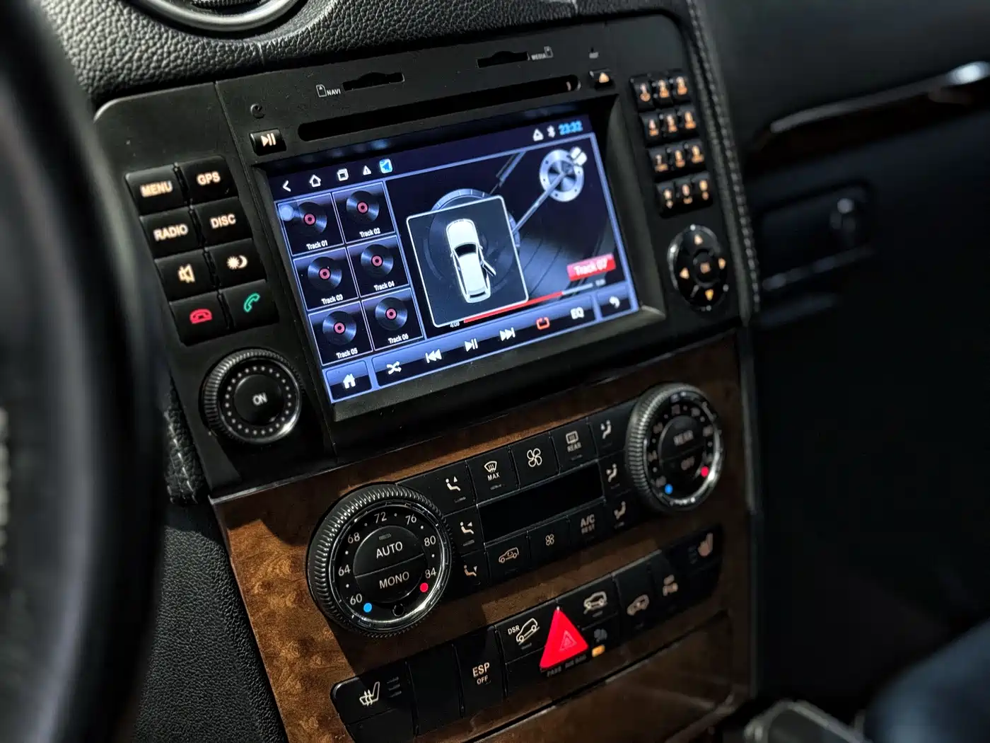 Mercedes-Benz GL-Class фото 13