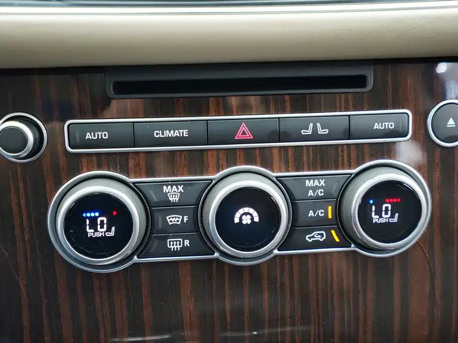 Land Rover Range Rover 2016 3.0 SC V6 Vogue SE Autobiography LWB фото 11