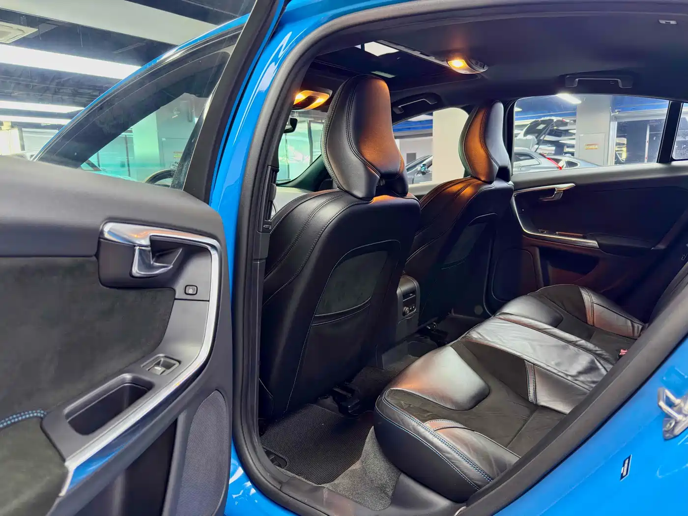 Volvo S60 (Import) 2017 2.0T Polestar фото 15