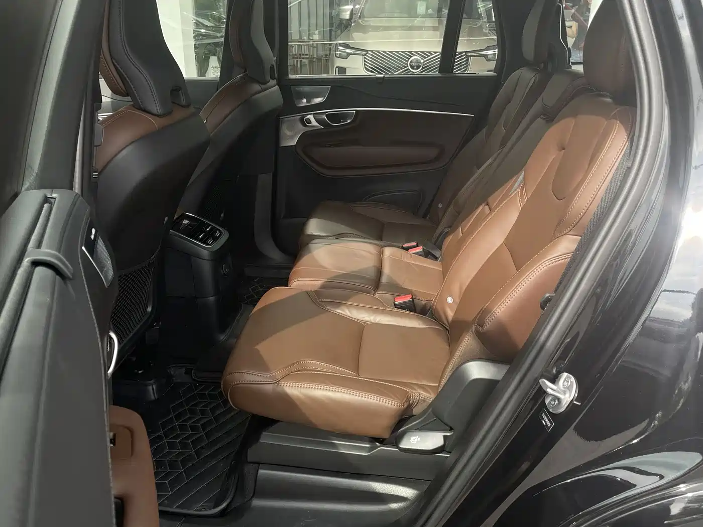 VOLVO XC90 PLUG IN HYBRID