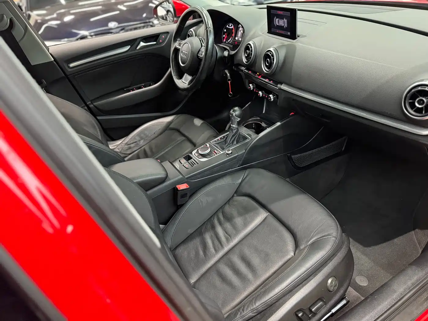 Audi A3 2015 Sportback 35 TFSI Millionth Anniversary Comfort Enjoyment Type фото 16