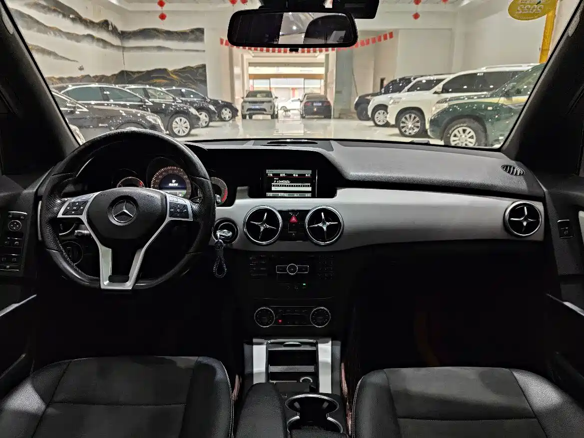 Mercedes-Benz GLK-Class 2014 GLK 200 Standard фото 16