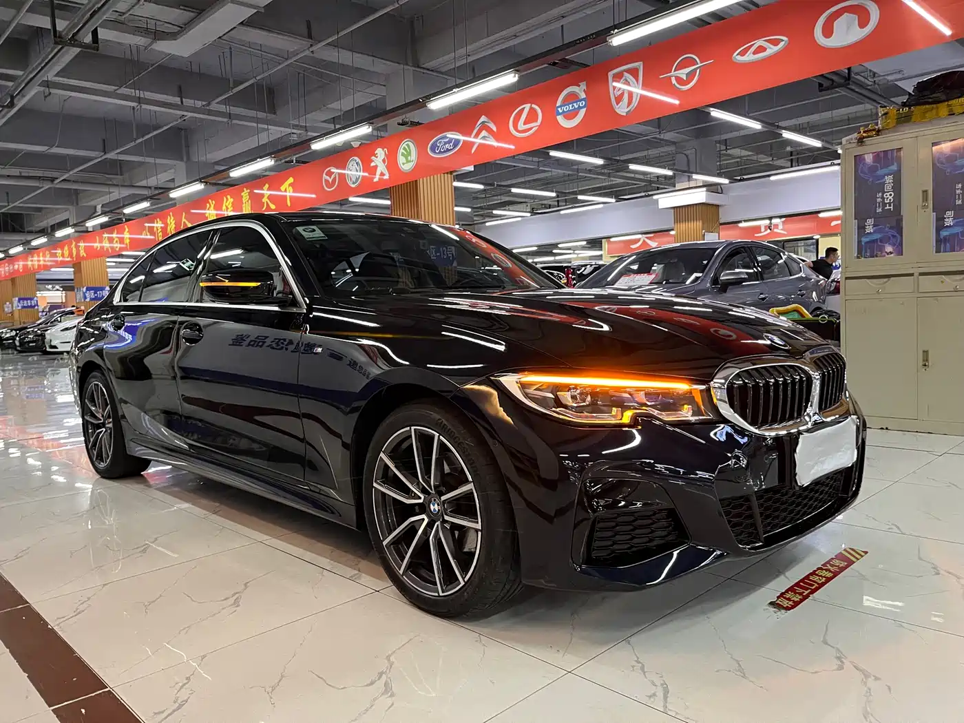BMW 3 Series 2021 Facelift 325Li M Sport Package фото 6