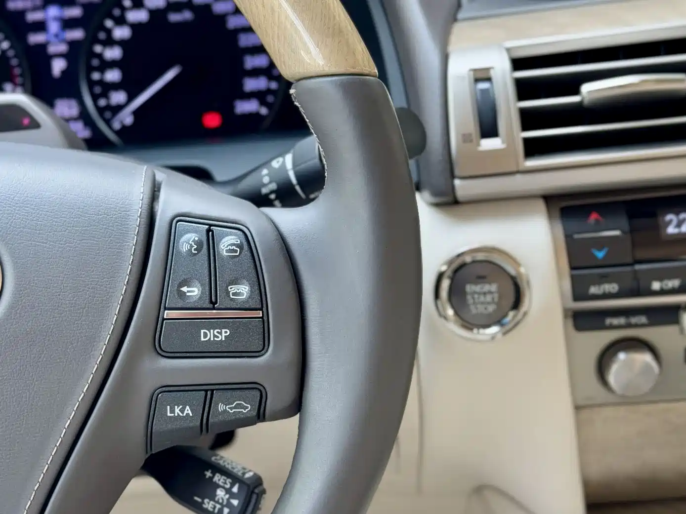 Lexus LS 2016 460L AWD Premium фото 23