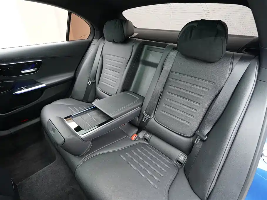 Mercedes-Benz C-Class 2022 Facelift C 260 L Sport фото 16