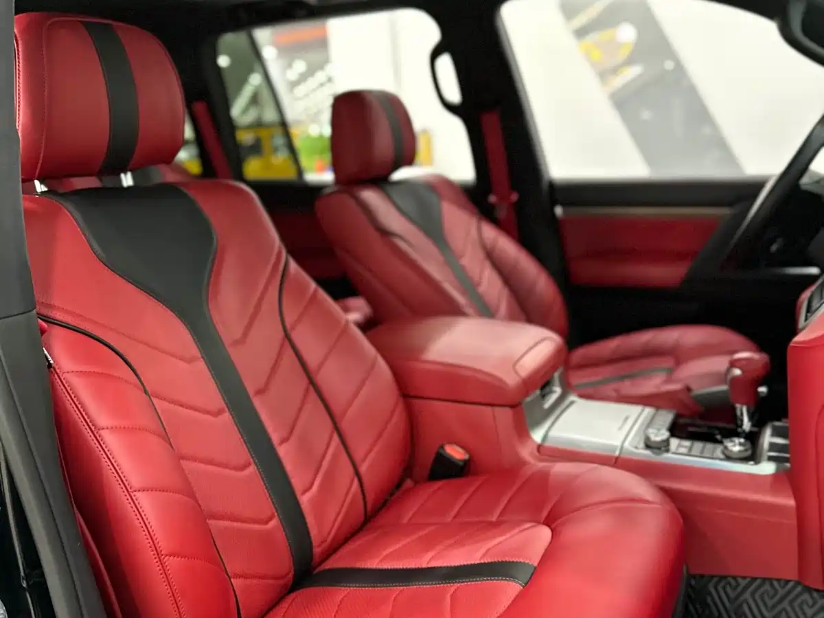Toyota Land Cruiser (Import) 2020
