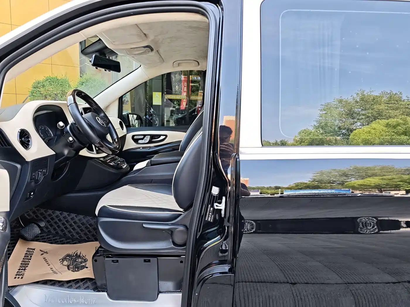 Mercedes-Benz Vito 2021 2.0T Elite 7-Seater фото 7