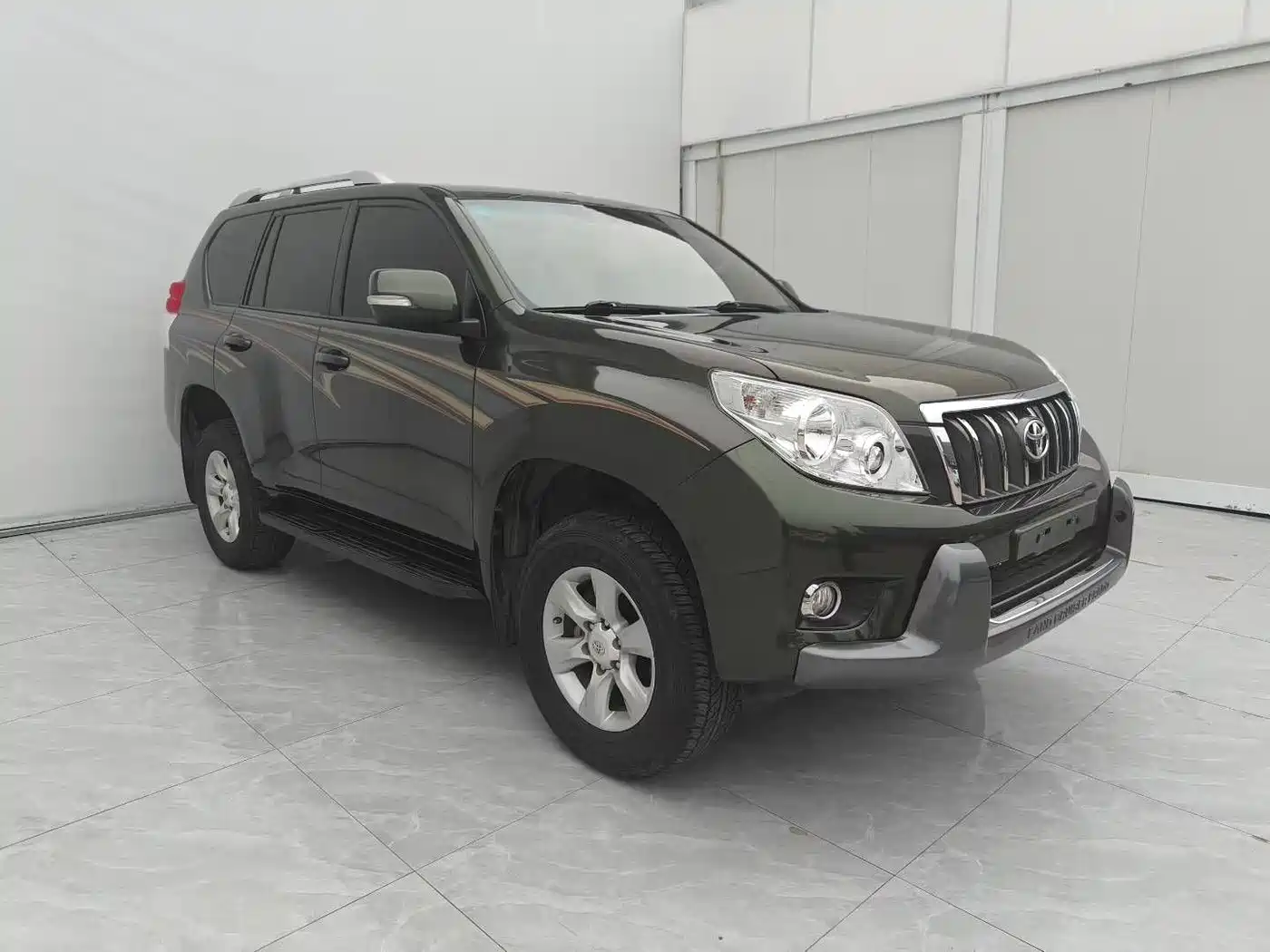 Toyota Prado (Import) 2014 2.7L Automatic Standard Edition фото 3