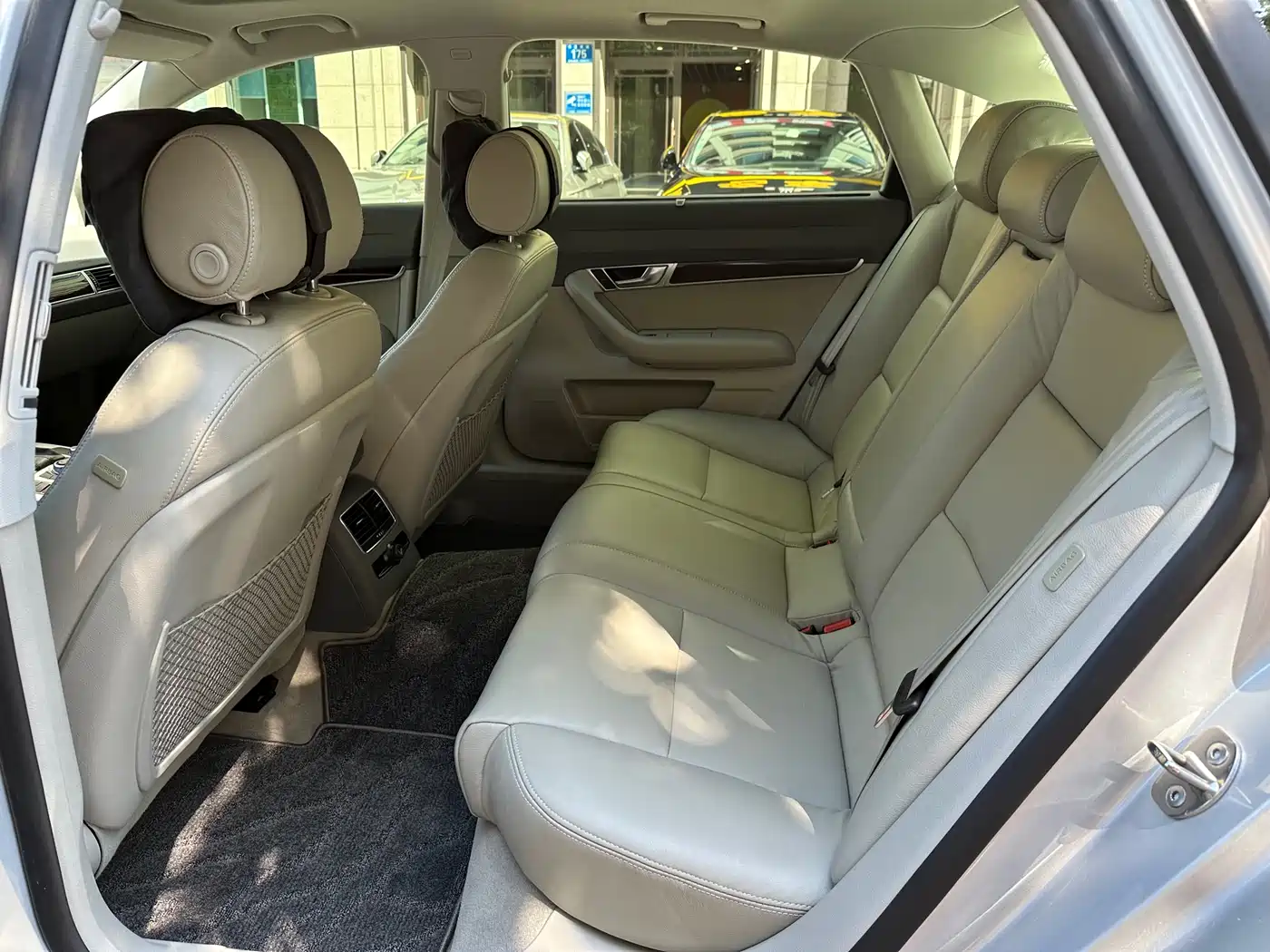 Audi A6L 2011 Model 2.0 TFSI Auto Standard фото 12