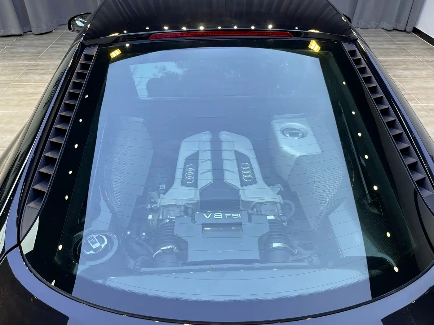 Audi R8 2007 4.2 FSI quattro фото 10