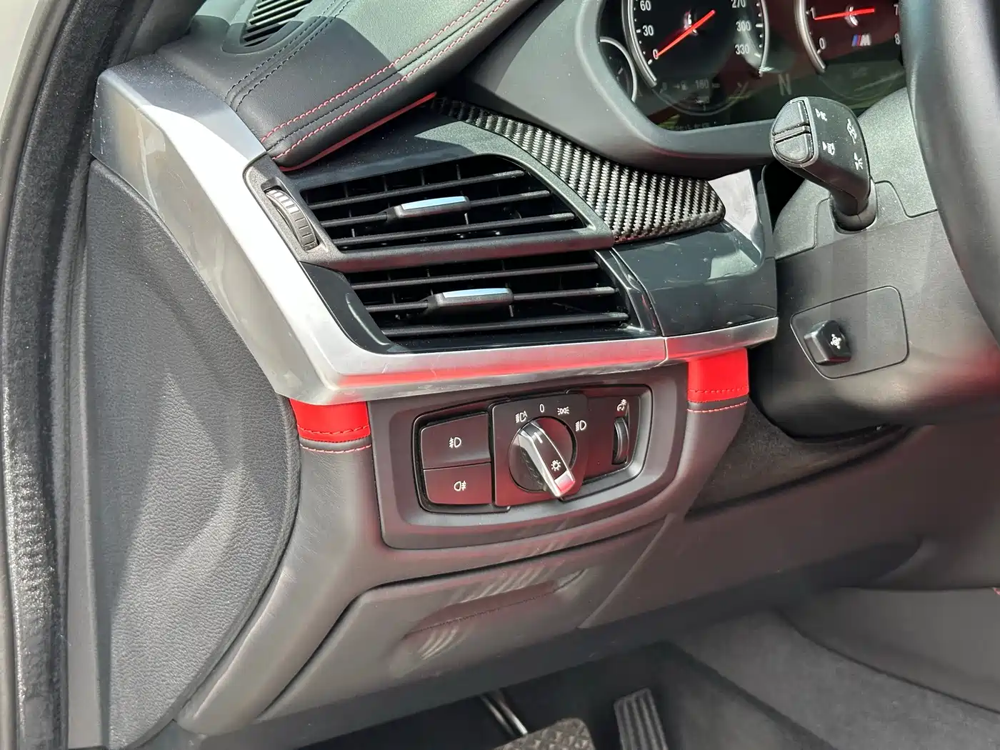 BMW X6 M 2015 X6 M фото 27