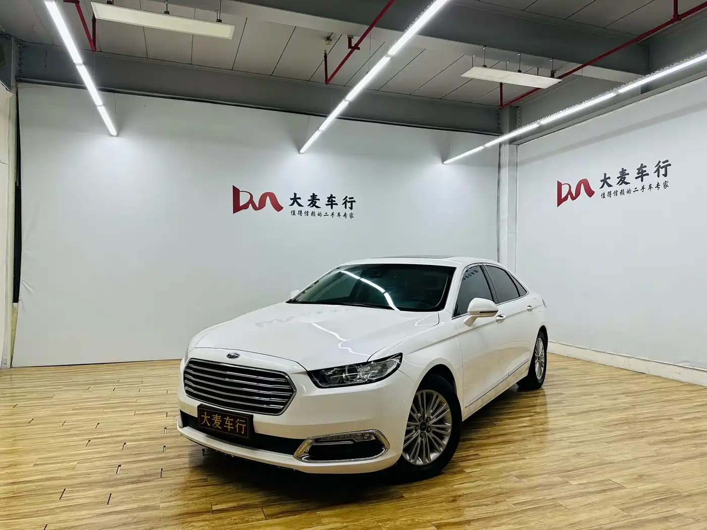 Ford Taurus 2016 2015 EcoBoost 245 Fashion