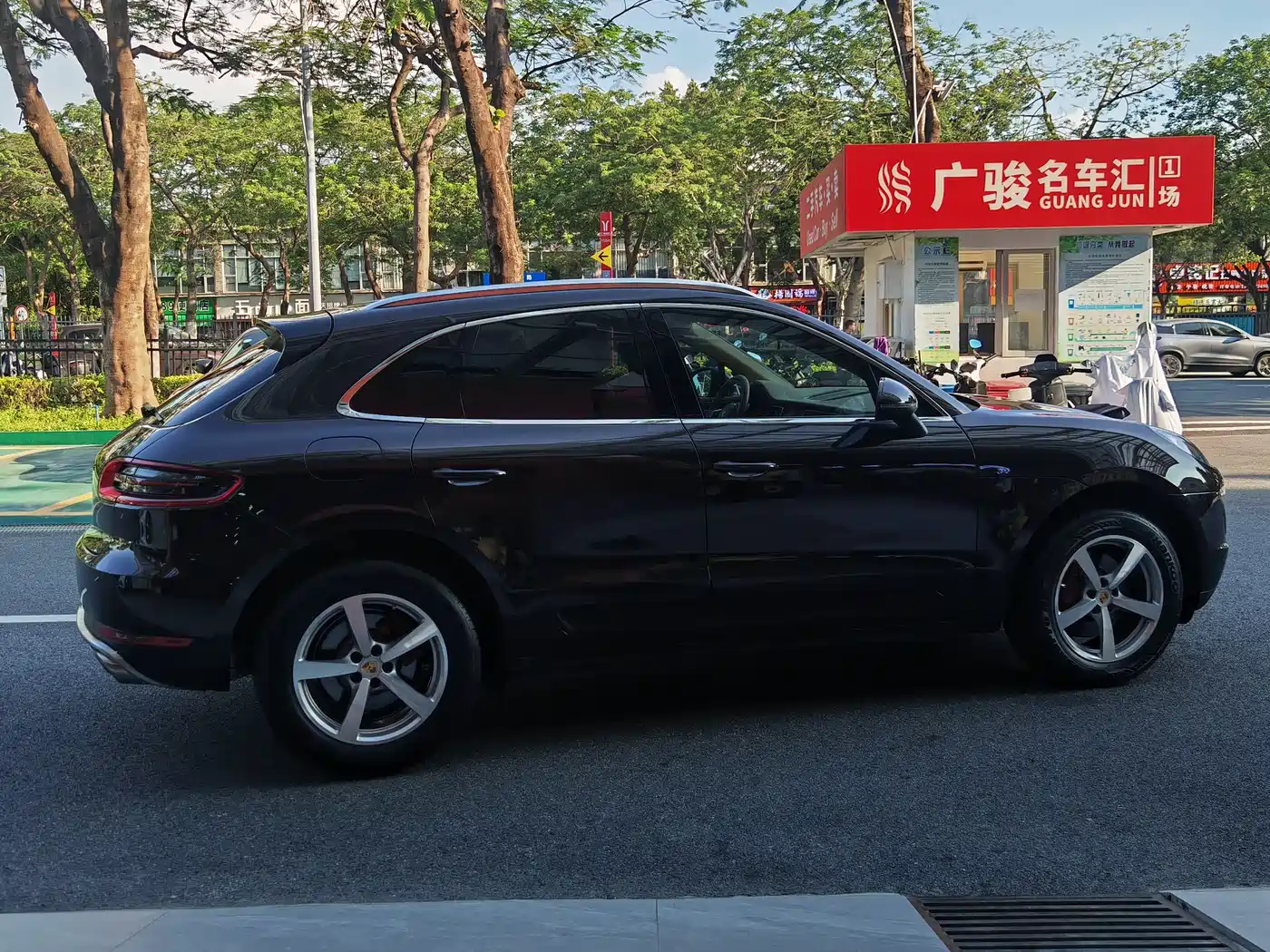 Porsche Macan 2017 Macan 2.0T фото 3