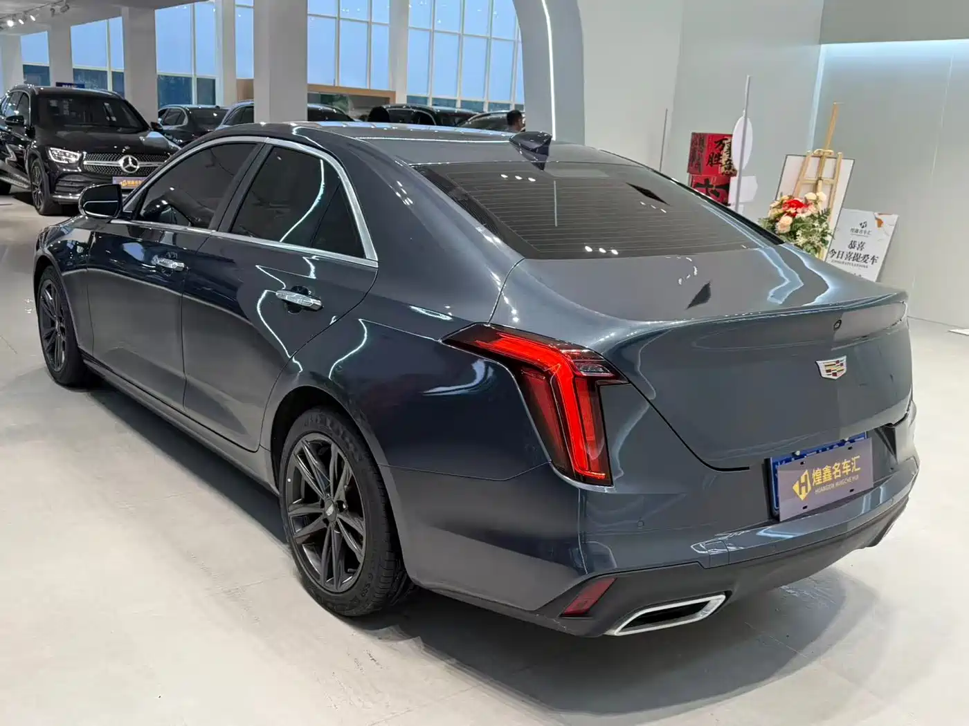 CADILLAC CT4