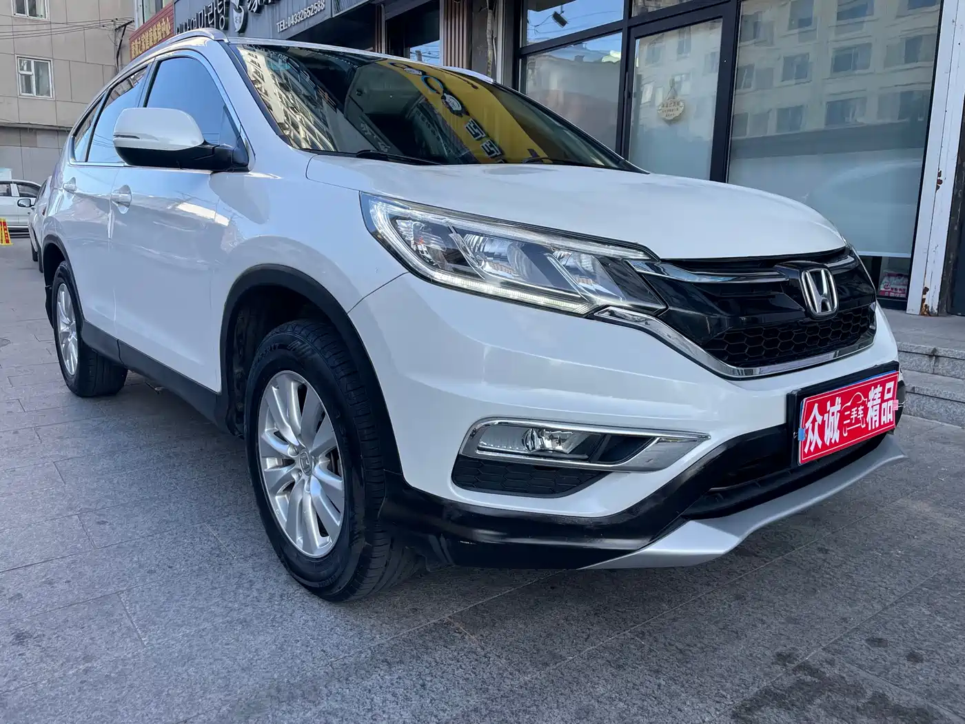 Фото 2 - Honda CR-V