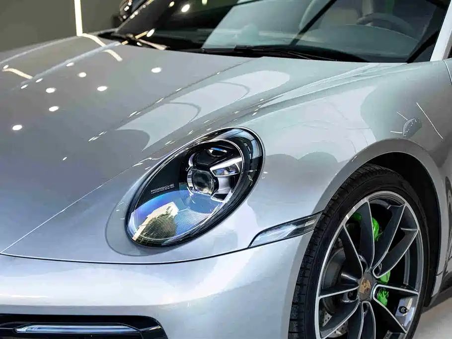 Фото 3 - Porsche 911