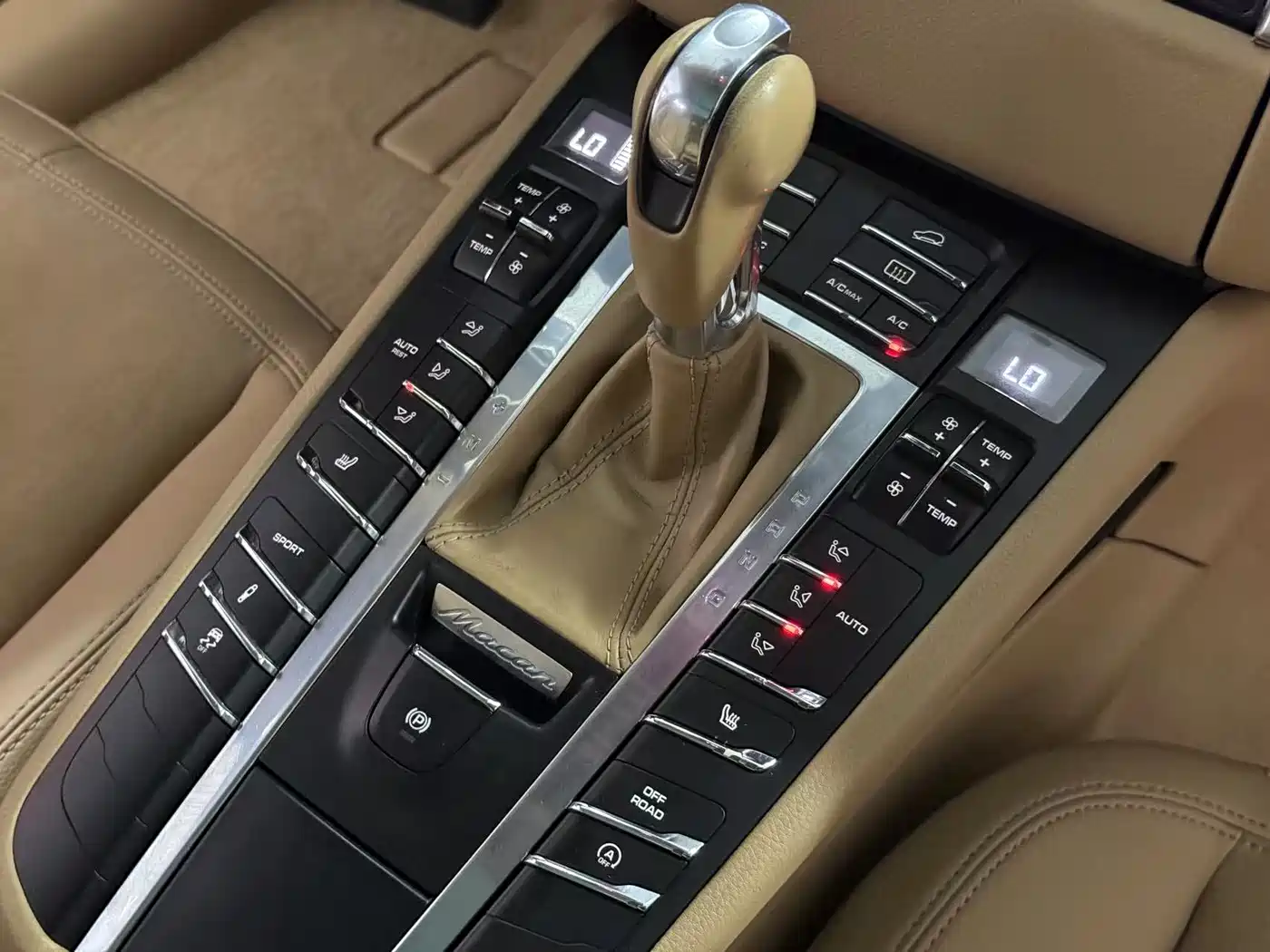 Porsche Macan 2014 Macan 2.0T фото 16