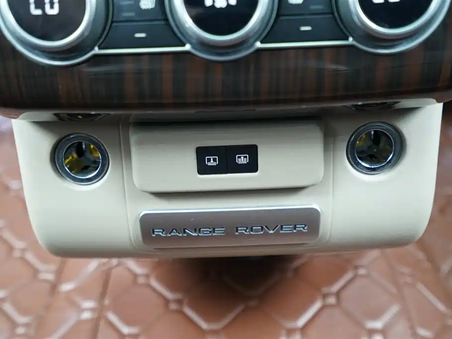 Land Rover Range Rover 2016 3.0 SC V6 Vogue SE Autobiography LWB фото 22