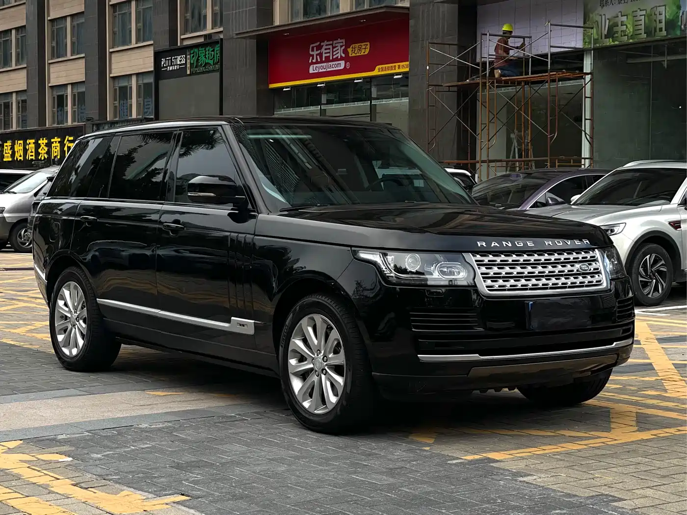 Land Rover Range Rover 2017 3.0 SC V6 Vogue LWB (Long Wheelbase) фото 3
