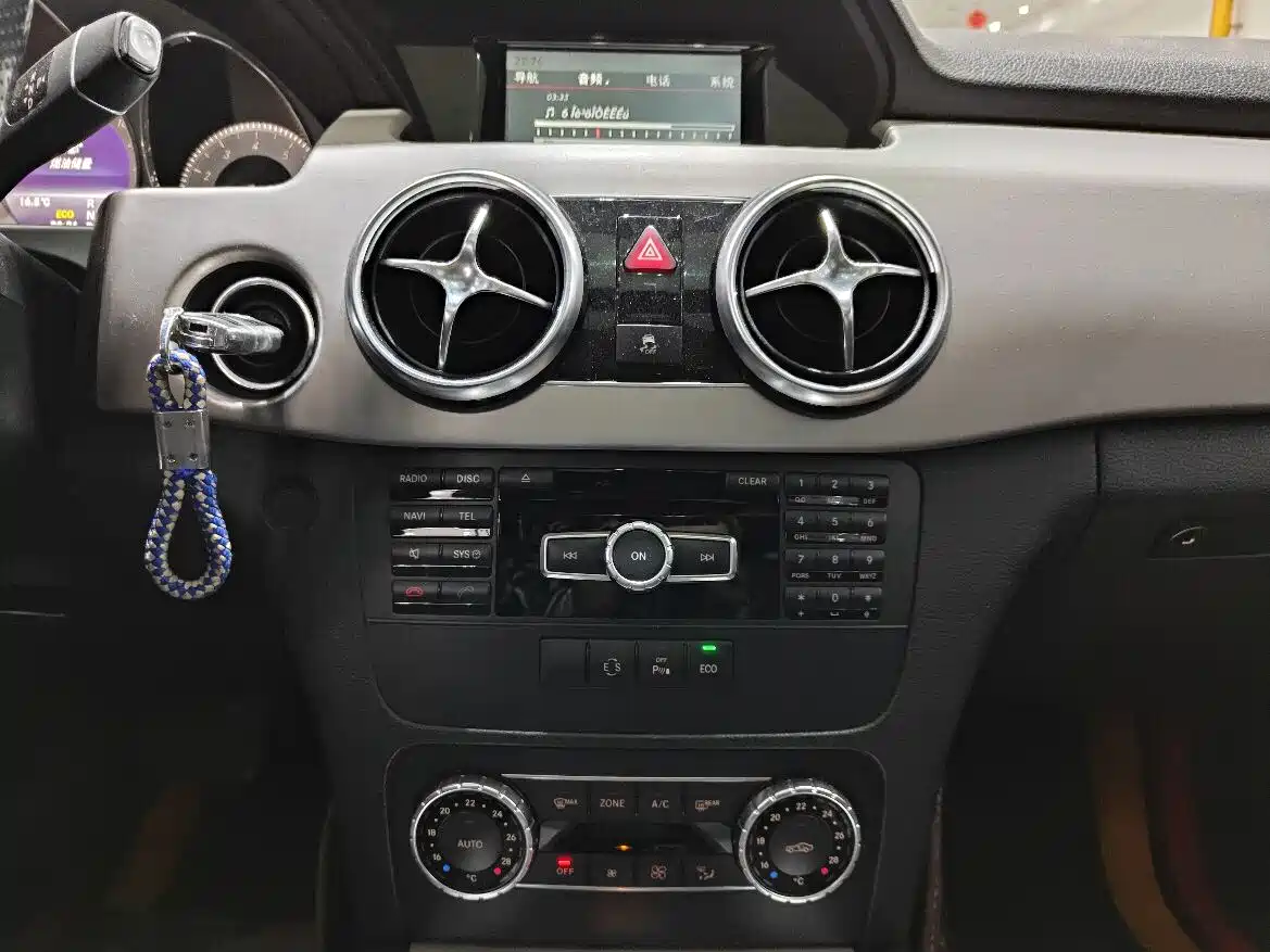Mercedes-Benz GLK-Class 2014 GLK 200 Standard фото 13