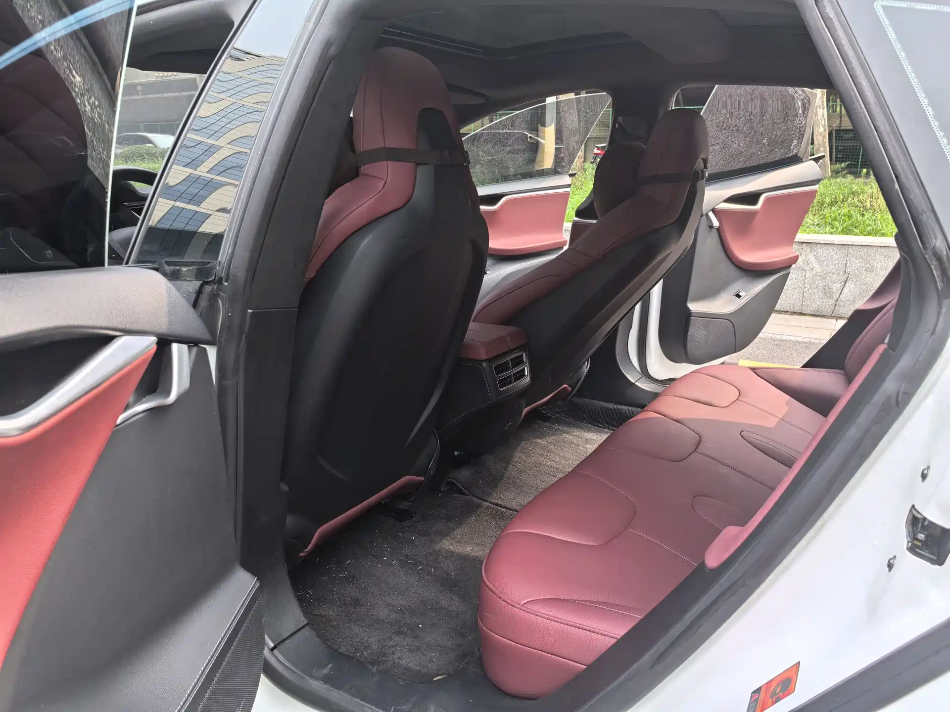 Фото 9 - Tesla Model S