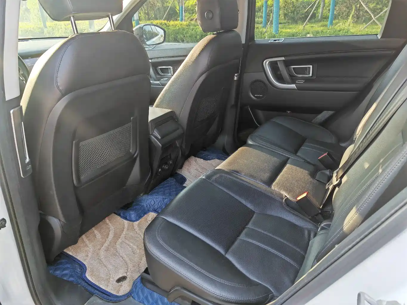 Land Rover Discovery Sport 2016 2.0T HSE фото 10