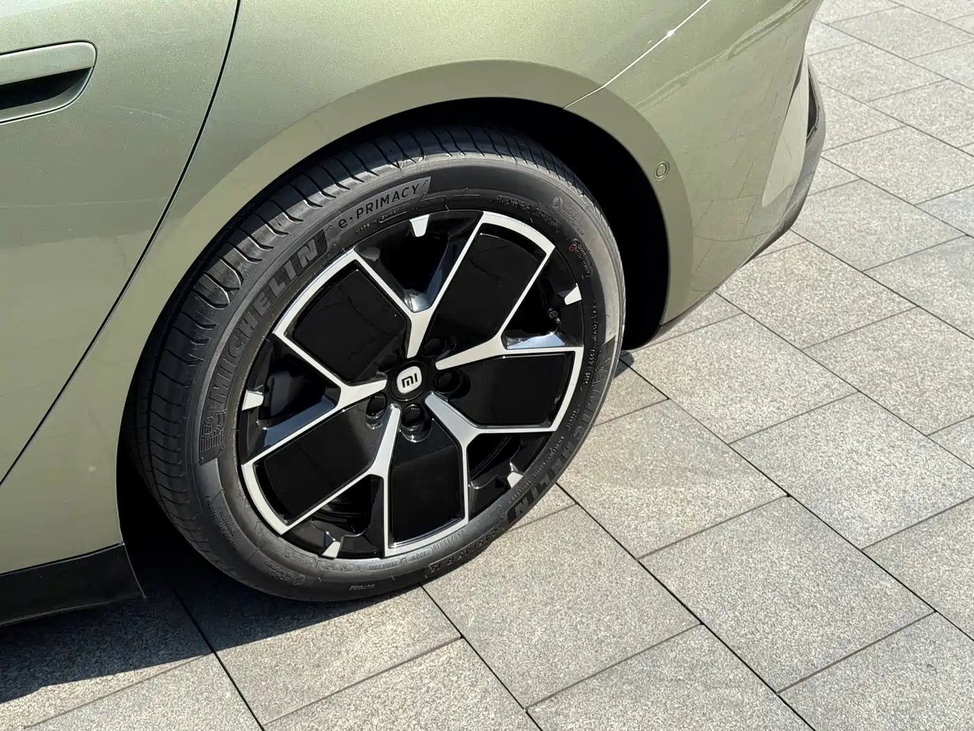 XIAOMI CAR XIAOMI SU7