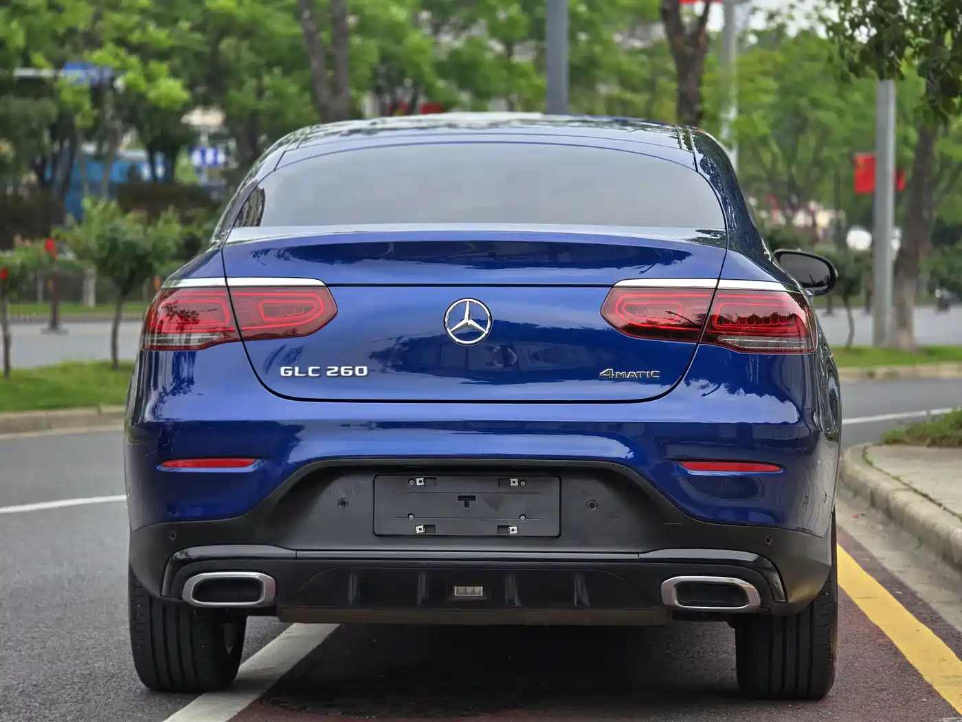 Mercedes-Benz GLC Coupe 2020 GLC 260 4MATIC Coupe SUV фото 15