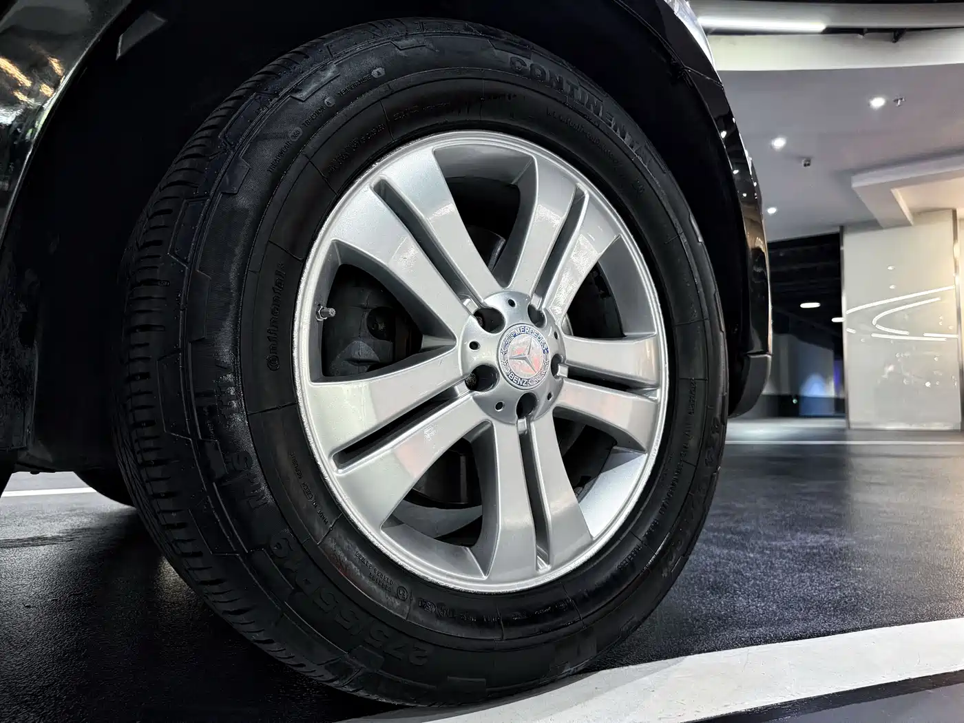 Mercedes-Benz GL-Class фото 18