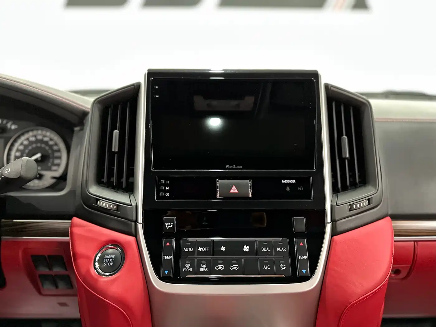 Toyota Land Cruiser (Import) 2020