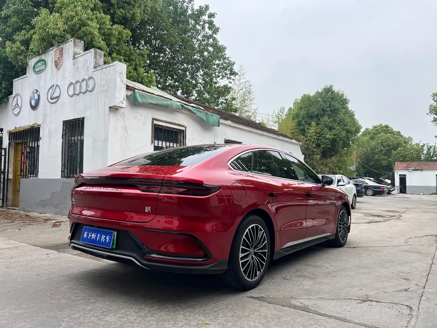 BYD Han 2022 DM-i 121KM Premium Edition фото 7