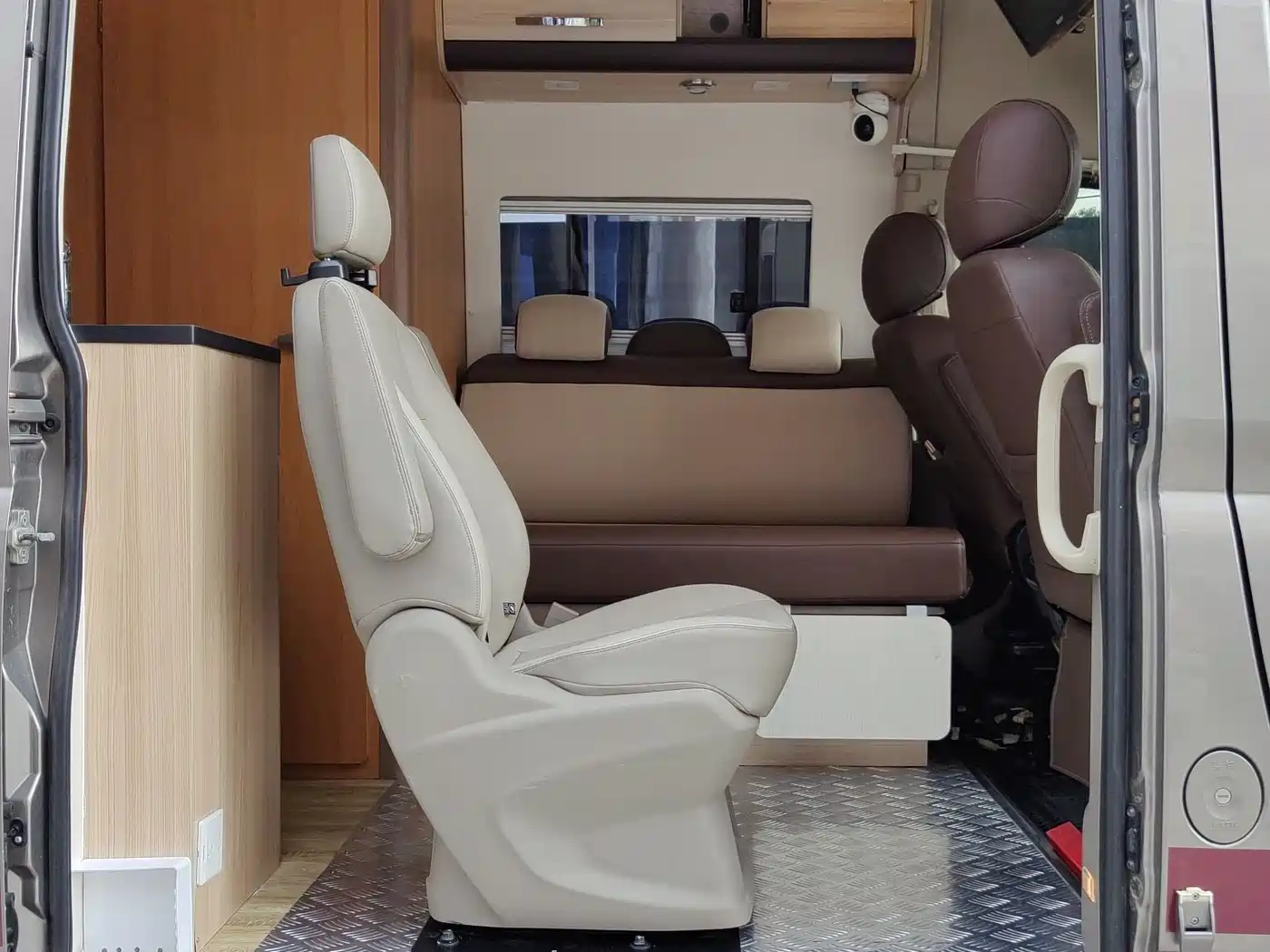 SAIC Maxus V80 RV 2019 RV80 Type B Motorhome Long Wheelbase фото 5
